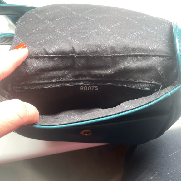 Roots Leather Purse - Picture 4 of 4